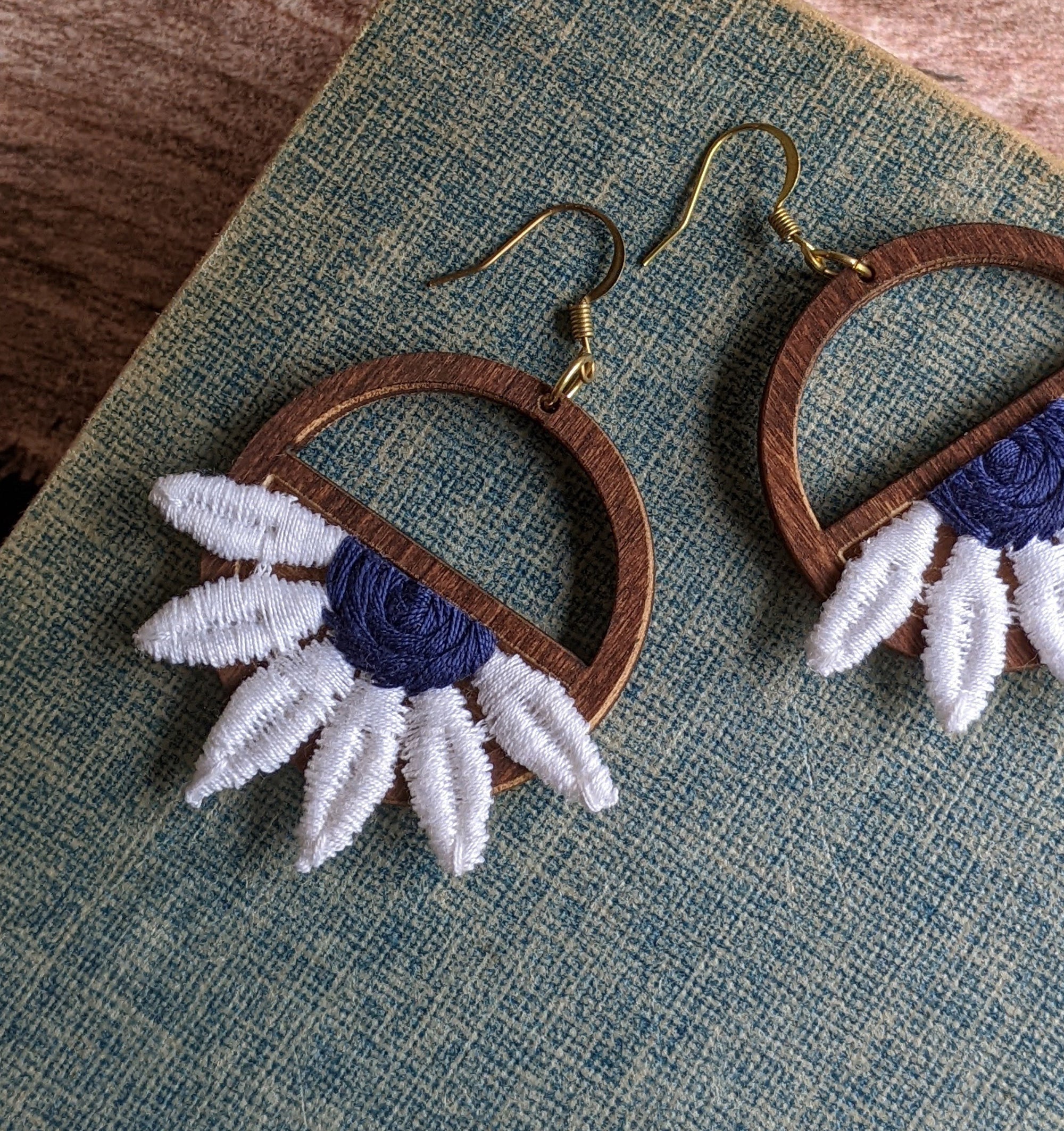 Half Daisy Earrings Made With Vintage 90s Fabric Flowers And Wood Hoops - Navy Blue And White