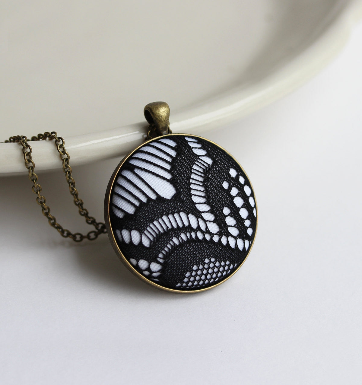 Black And White Necklace, Modern Geometric