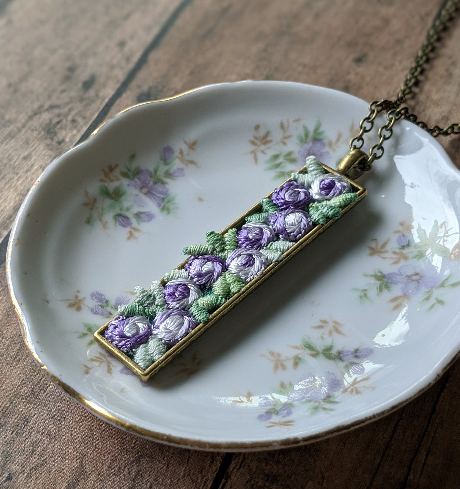 Vintage Flowers Necklace, Lavender Purple