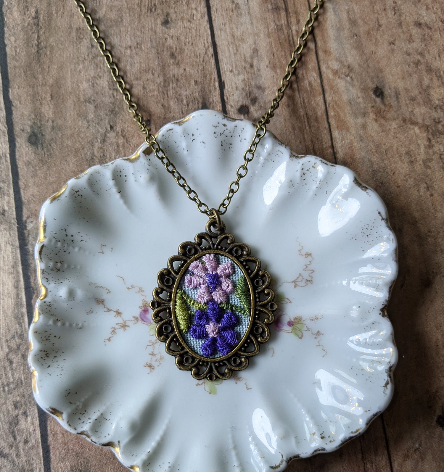 1950s Vintage Garden Flower Necklace