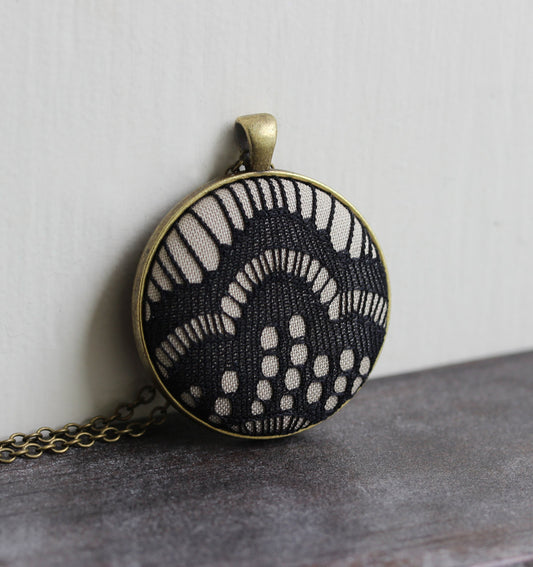 Art Deco Necklace, Black And Beige