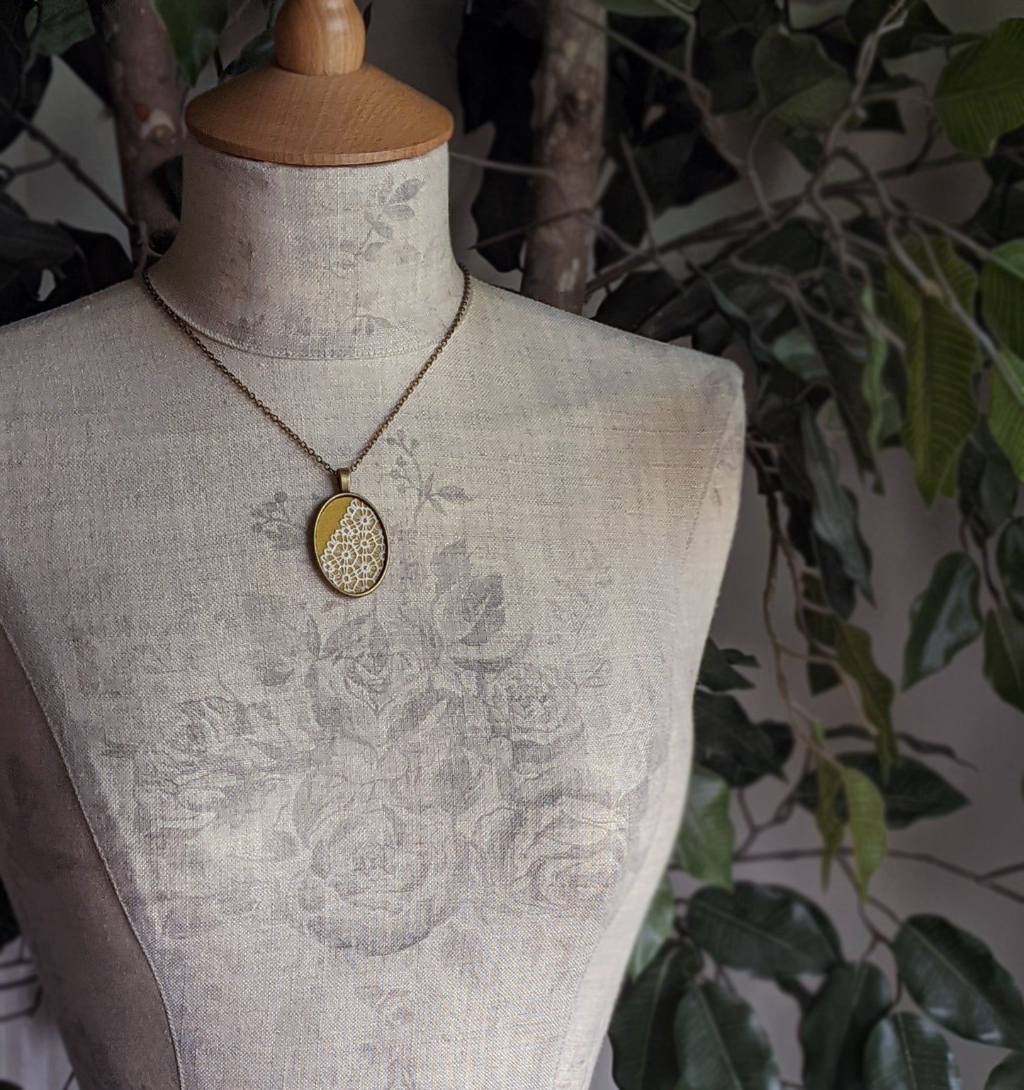 1930s Lace Necklace, Mustard Yellow Cotton, Oval Shape
