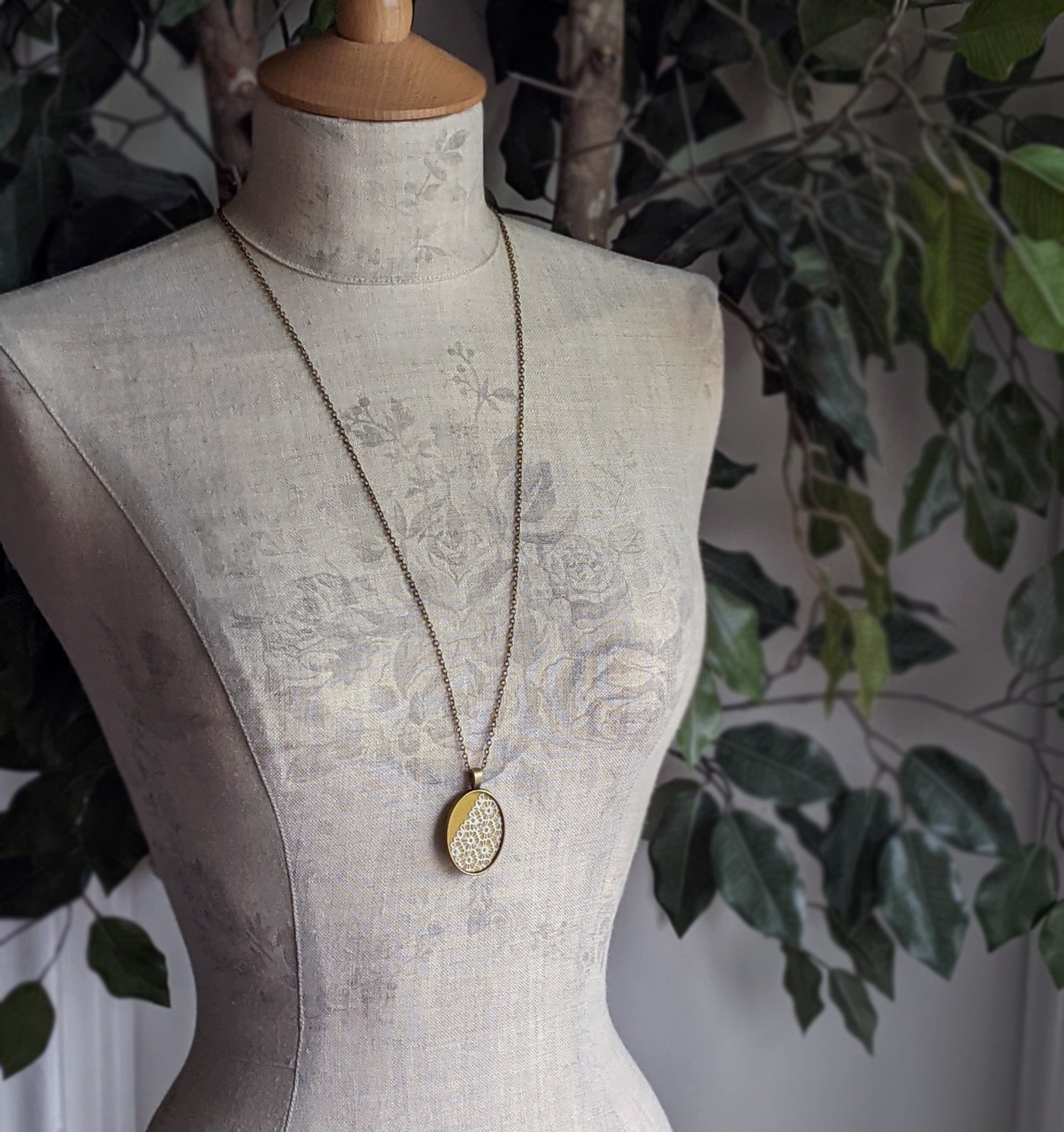 1930s Lace Necklace, Mustard Yellow Cotton, Oval Shape